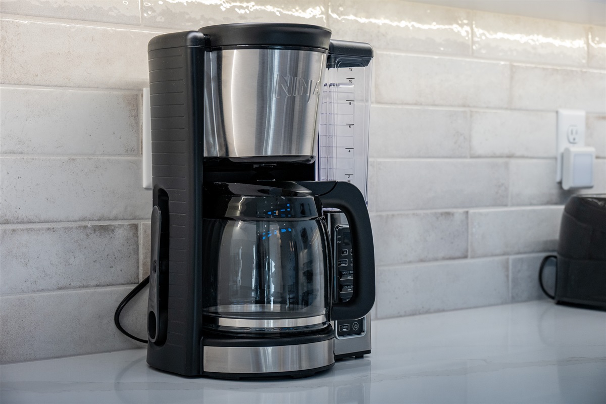 Drip coffee maker provided — perfect for starting your morning before heading to Powder Mountain or Snowbasin.