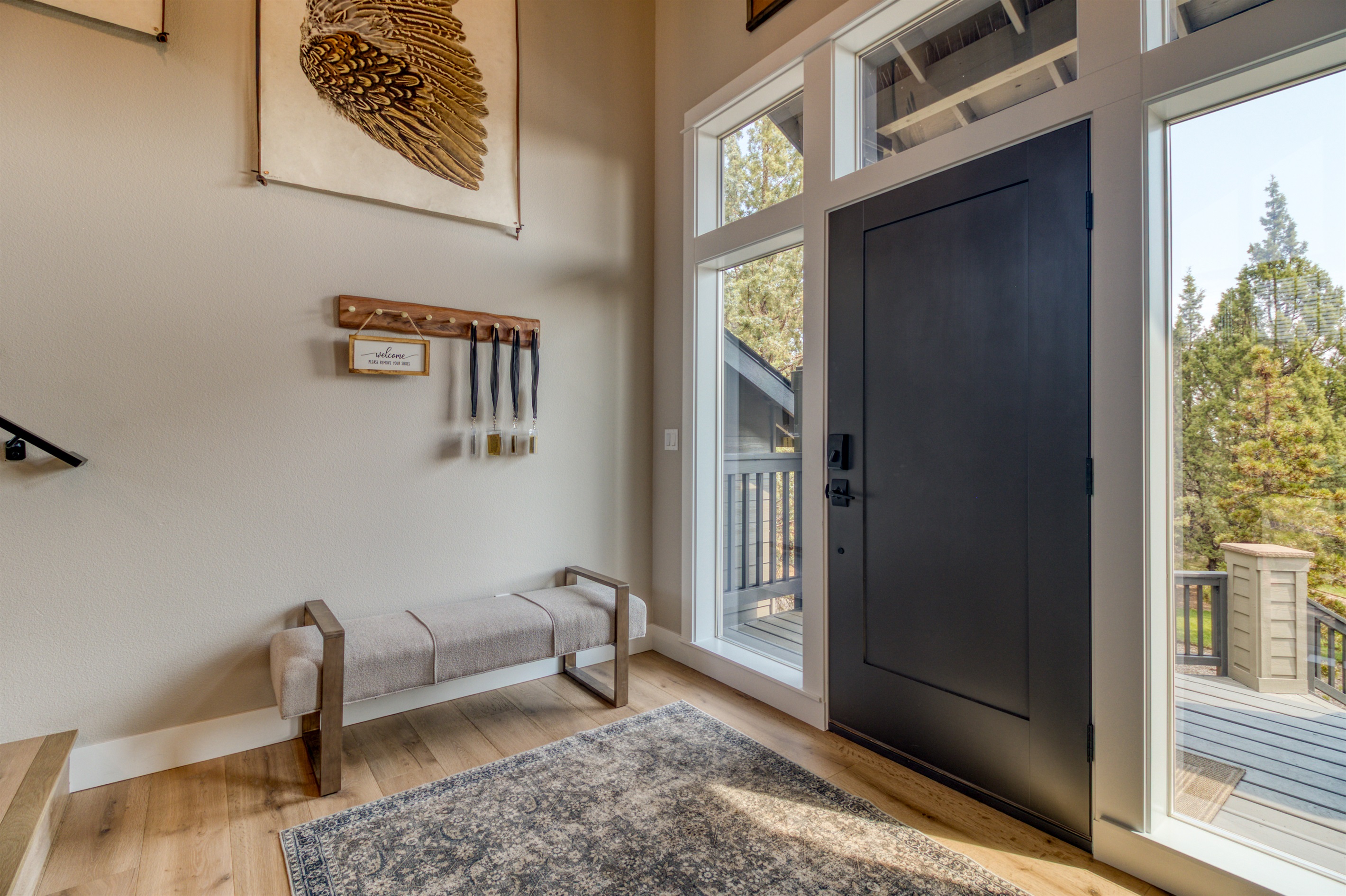 Welcome to the High Desert House!  Light & bright with views from every window!