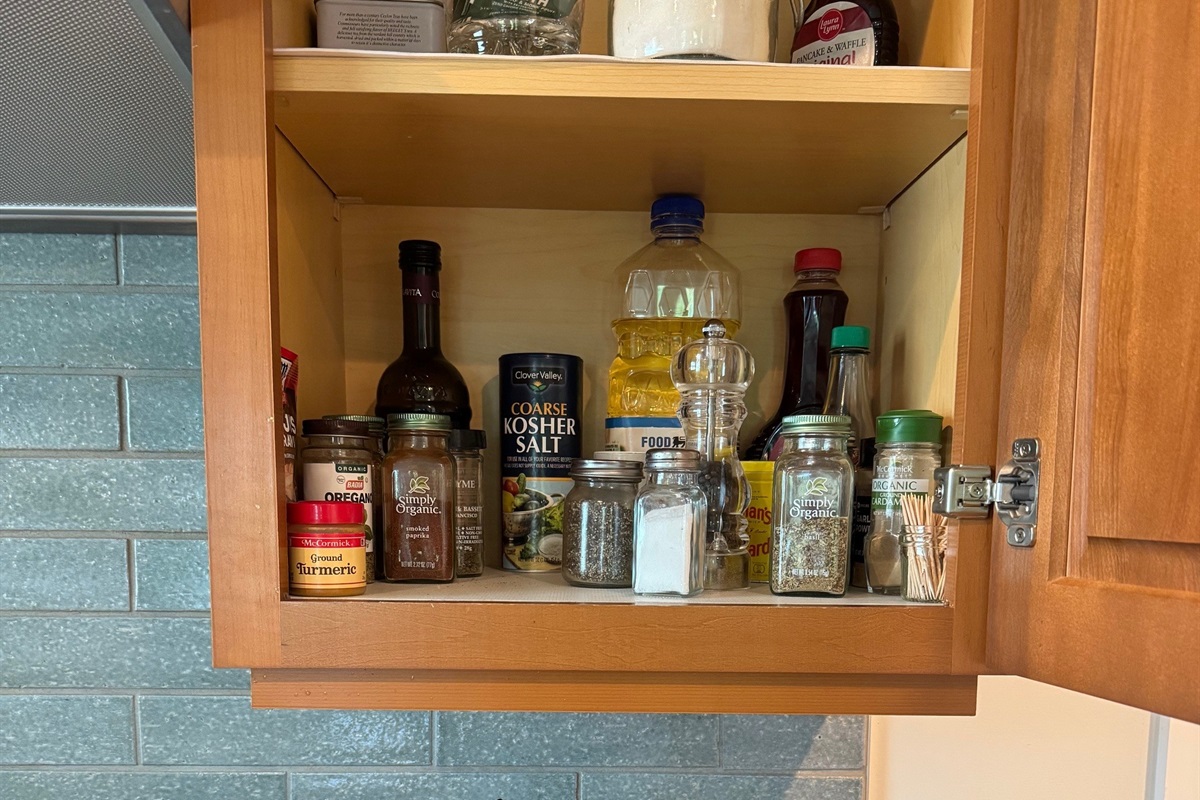 We keep olive oil, salt and pepper, and other spices on hand for our guest use.