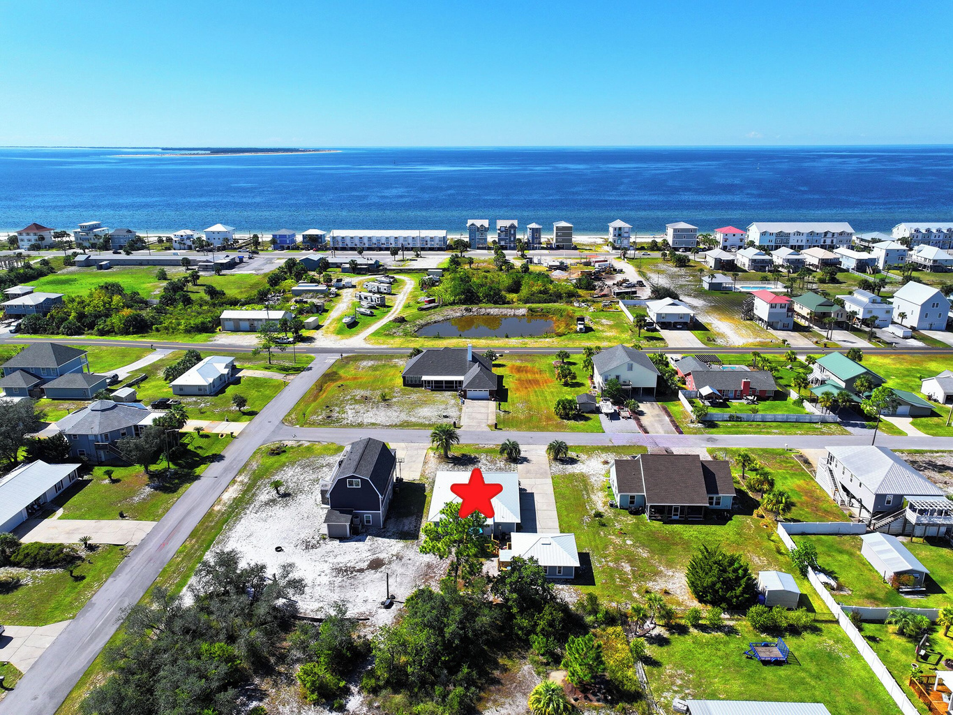 2 blocks from the beach!