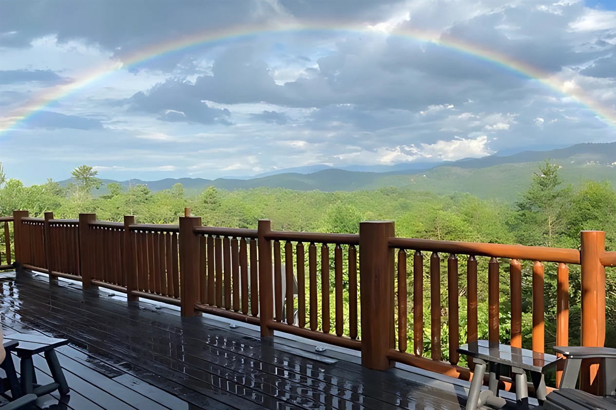 A guest sent us this picture taken from the deck!