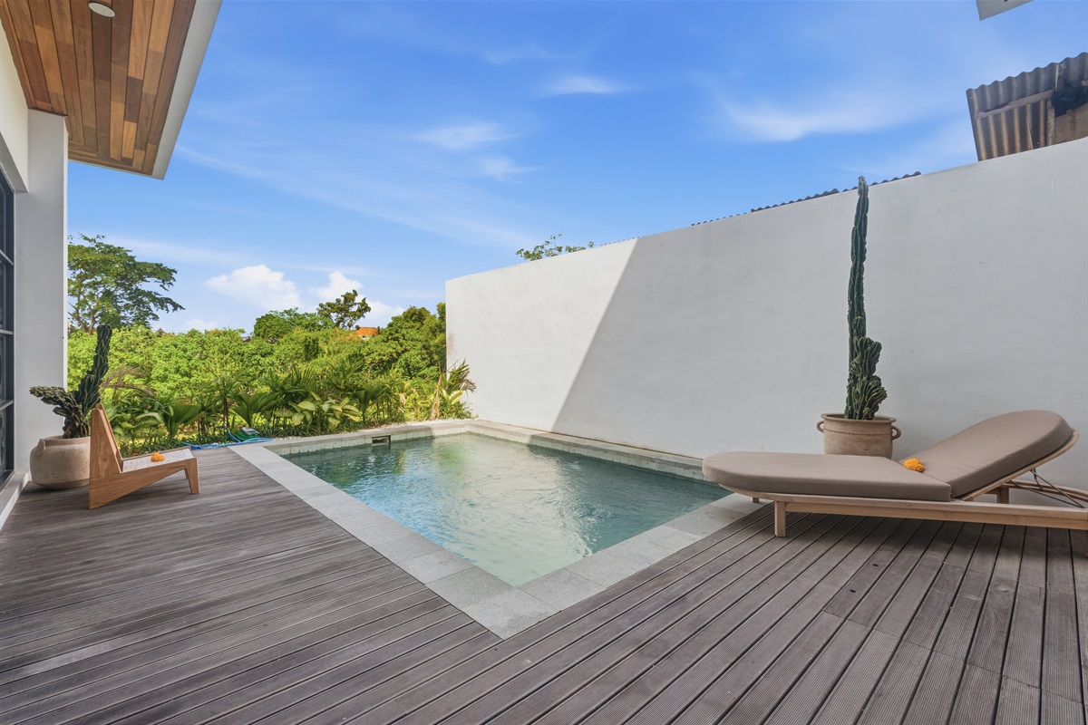Pool area
