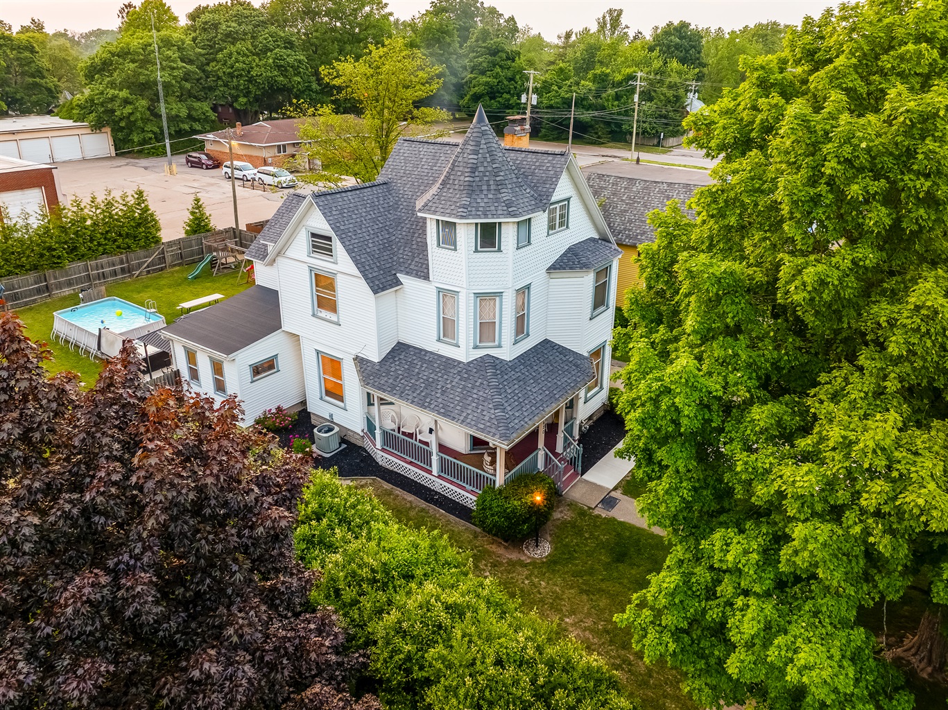 Bring the whole crew together at Whispering Waves, where beach days and big family nights feel easy under one roof.