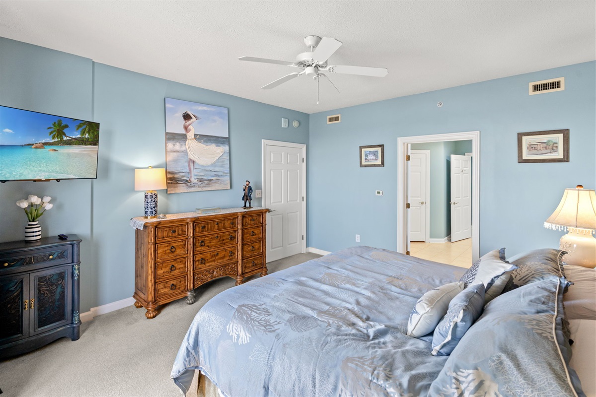 King in Main Bedroom