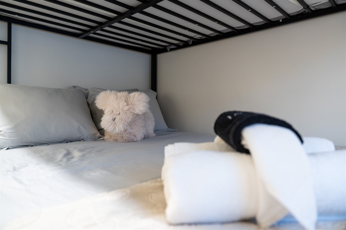 We supply all the linens.