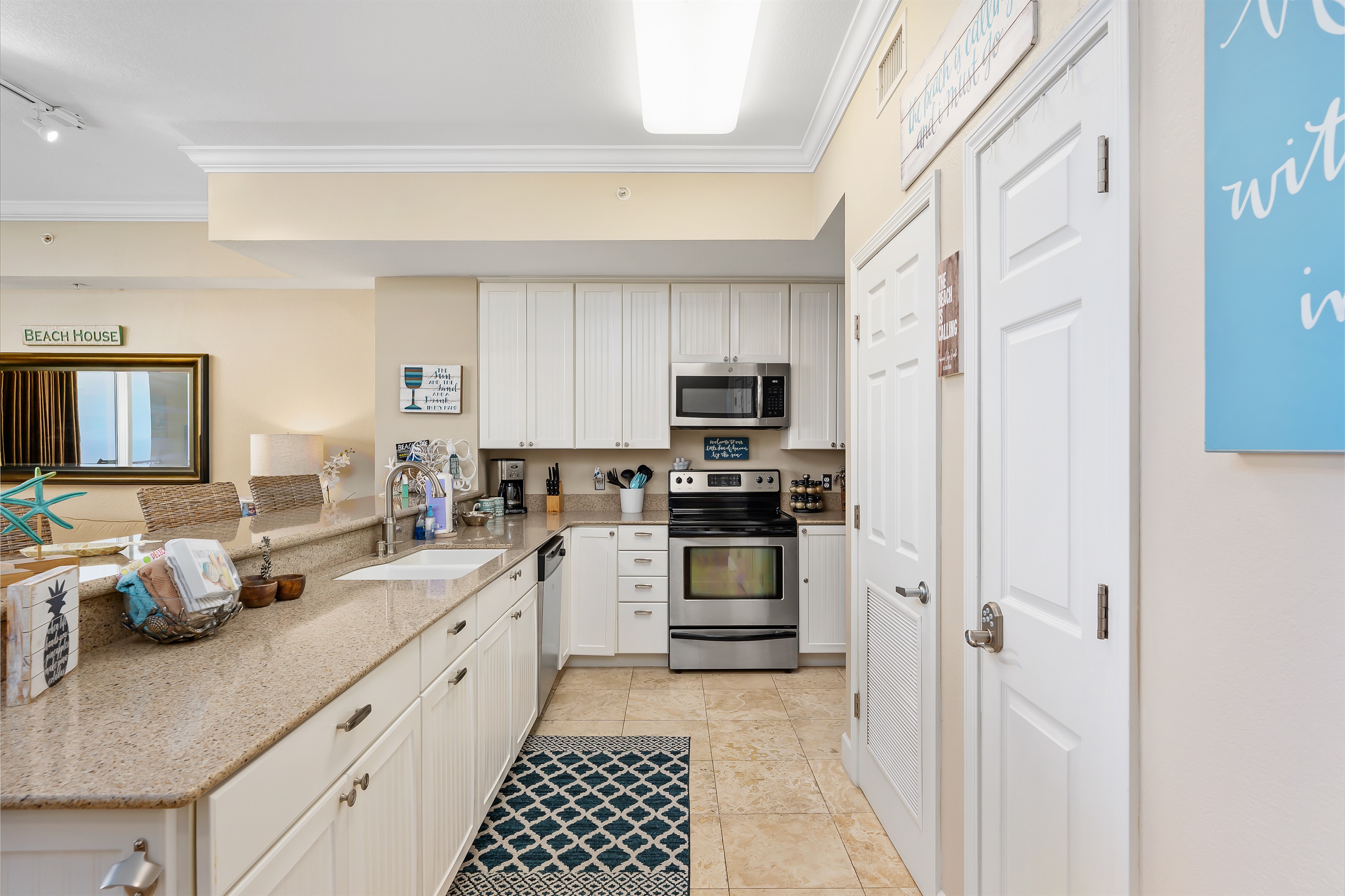 Large kitchen