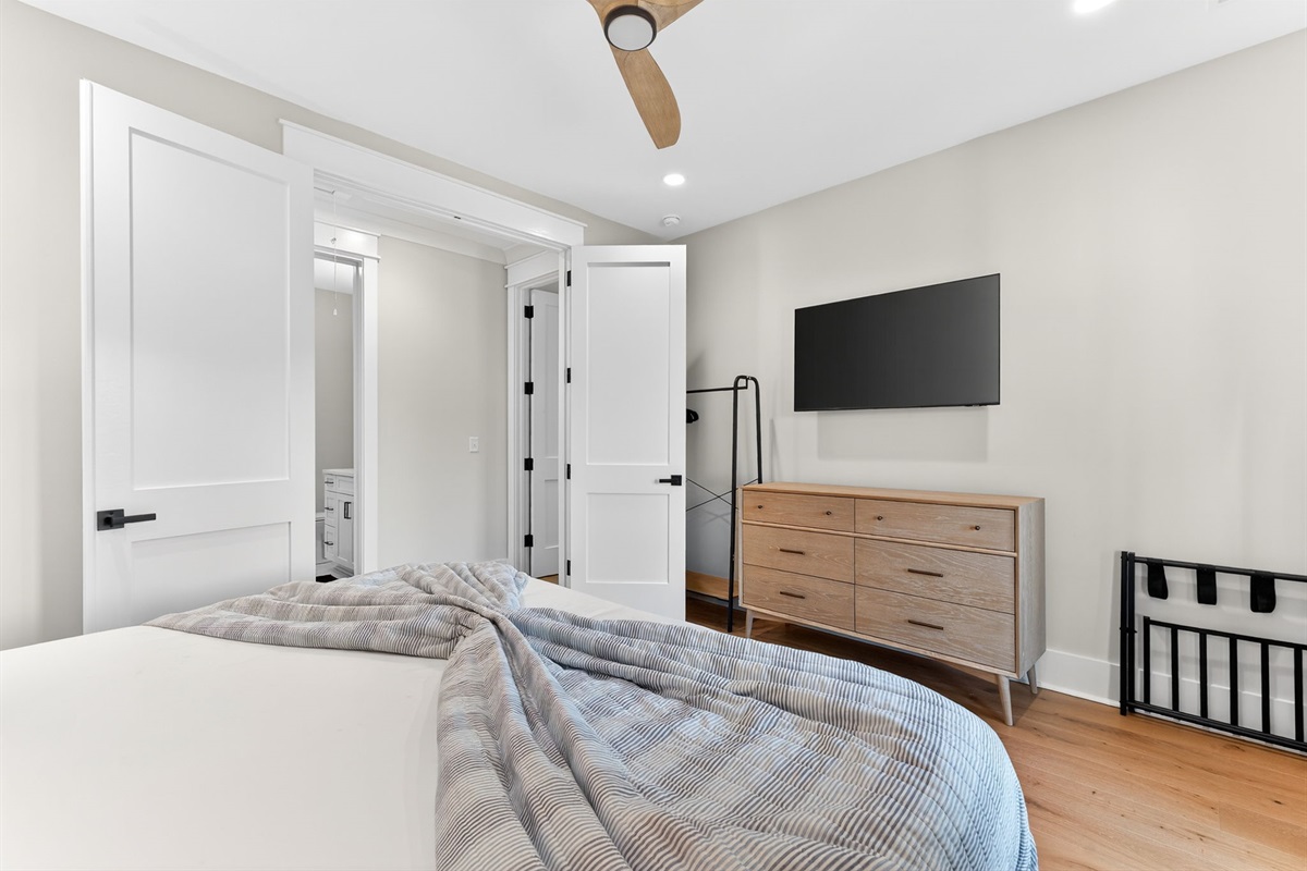 King Bedroom 3 | On Beach Time | 6 30th Ave, Isle of Palms, SC | IOP Escapes