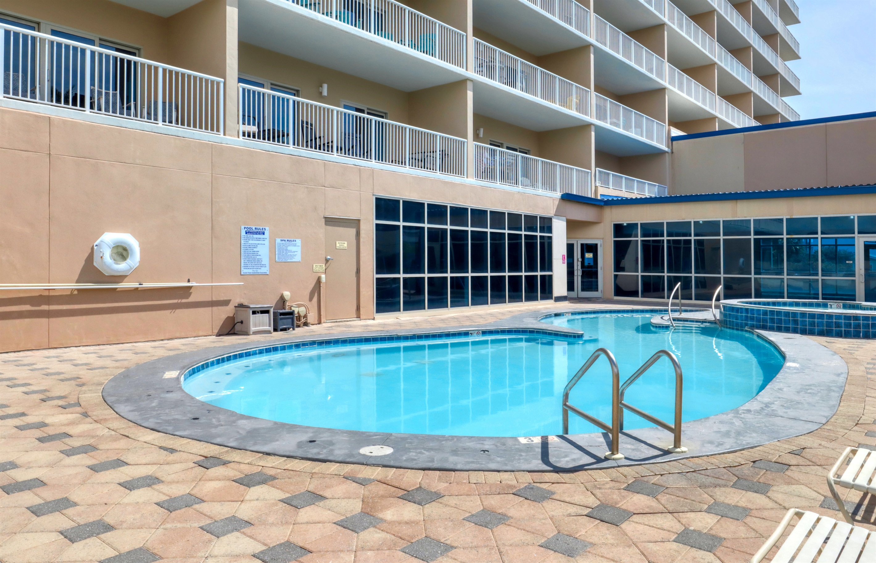 Main Complex Pool & Spa