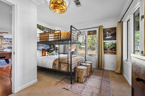 The magical Waterfall room the kids will love — Breakaway on Lake Hamilton