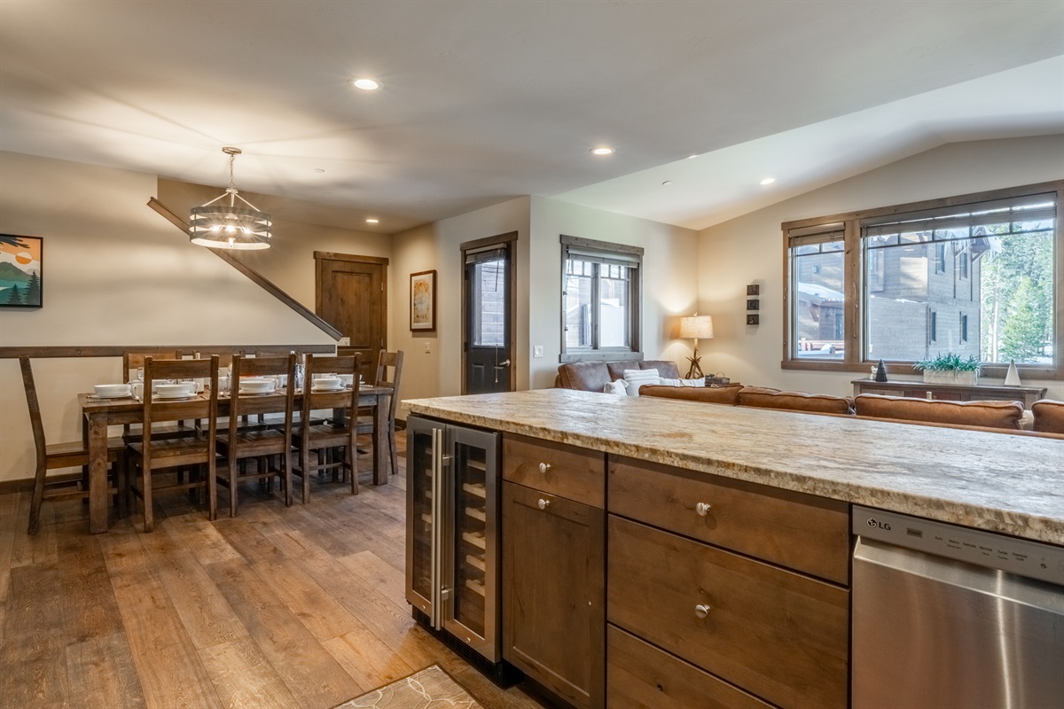 Cook, pour, and connect — the open bar area blends seamlessly into dining for easy entertaining.