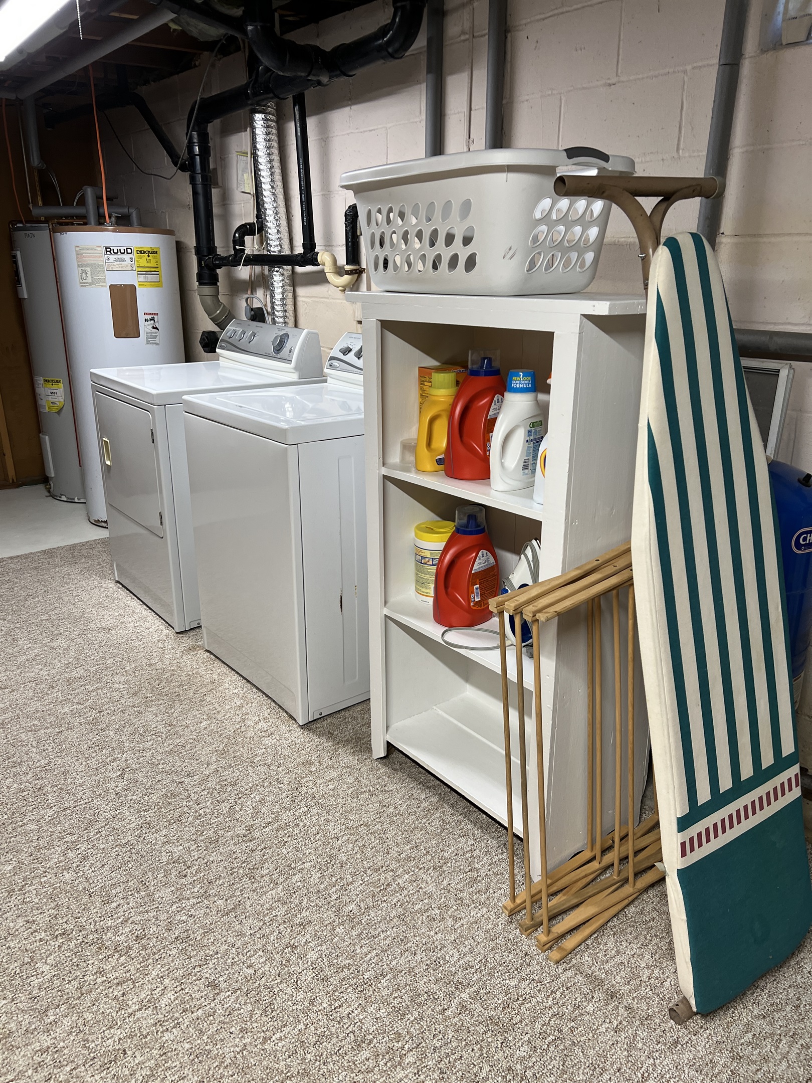 Lower level laundry room