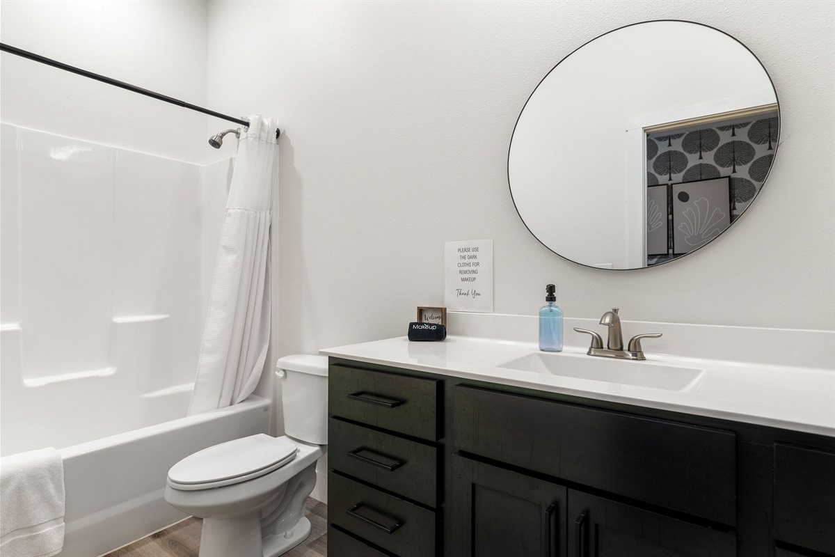 Ensuite bath