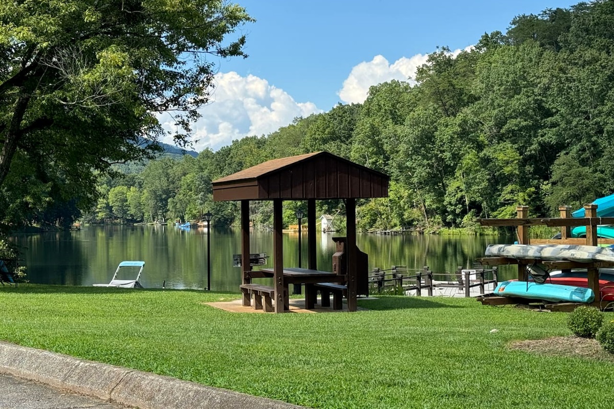 Two doors down from grilling/picnic/fishing area