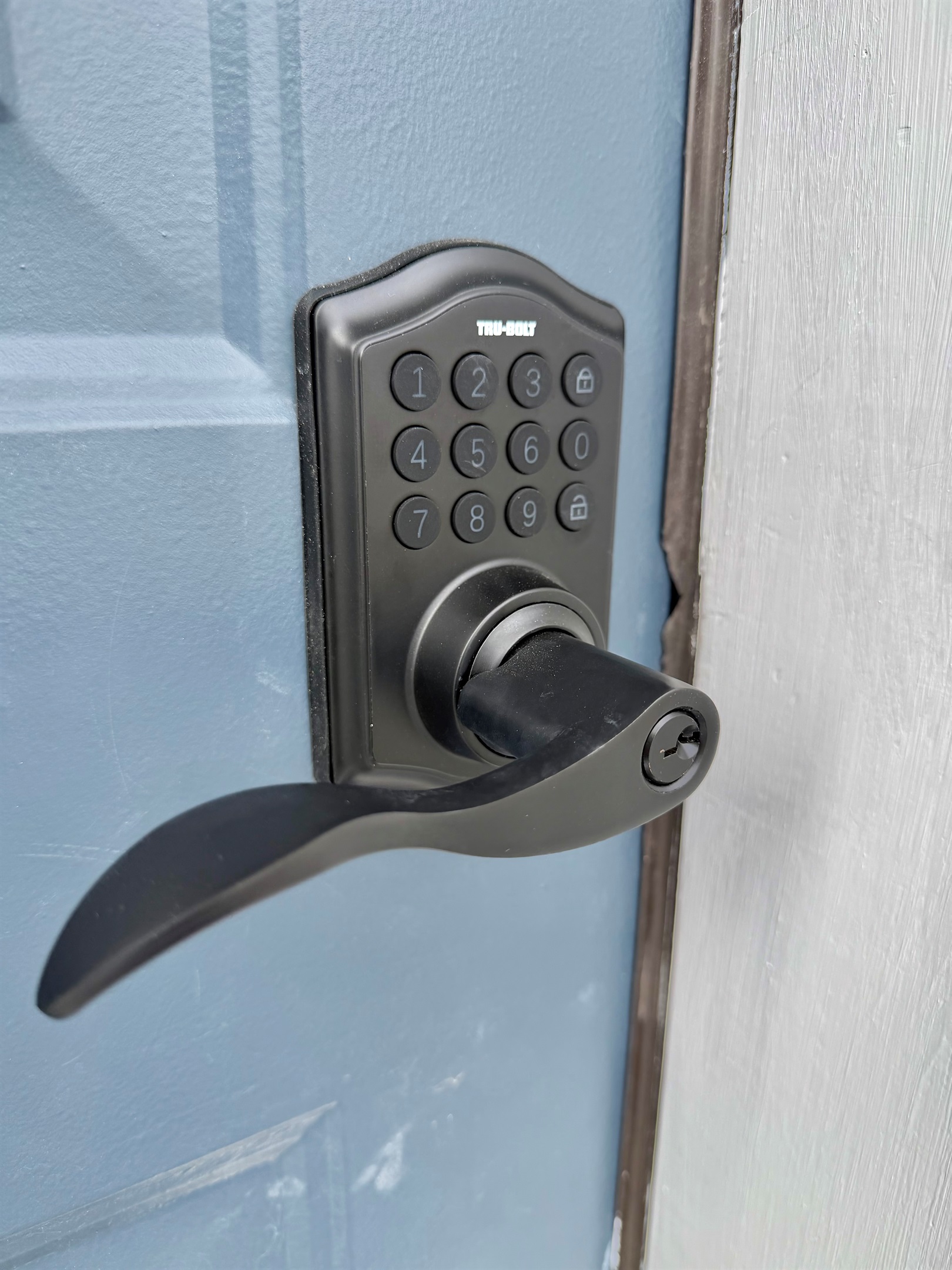 Enjoy easy, secure access with keyless entry—no keys needed for a smooth and convenient check-in.