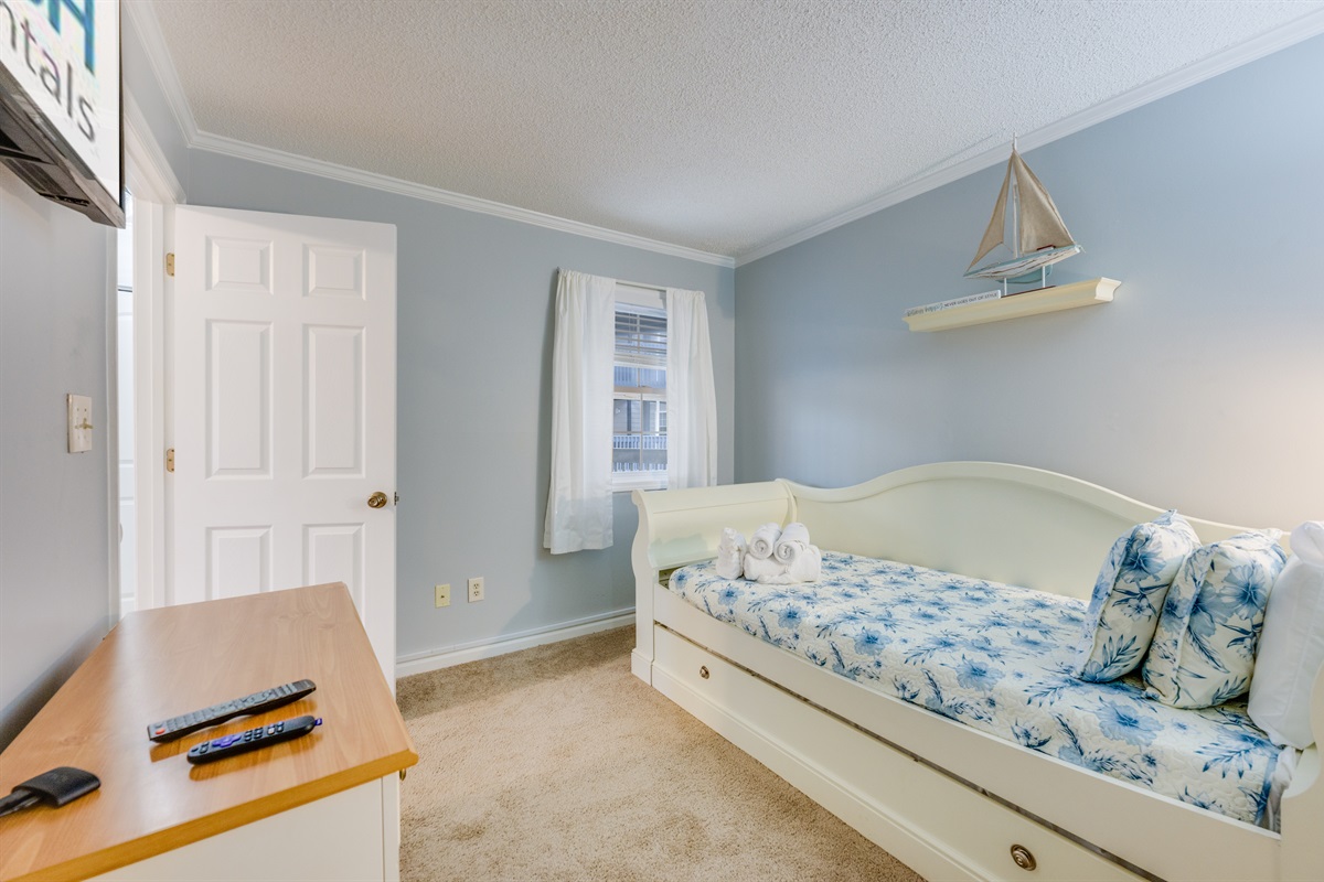 Stunning Bedroom Beautifully Decorated 💫✨