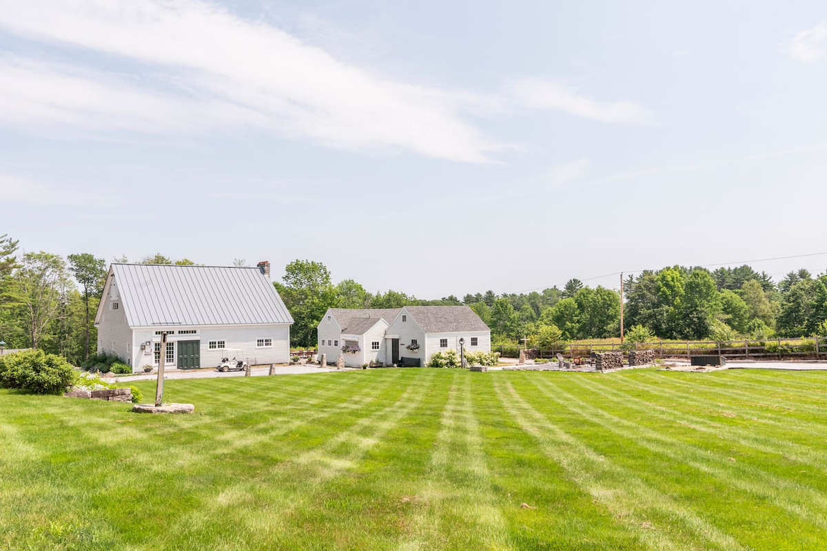 A view of the property in the early summer months 