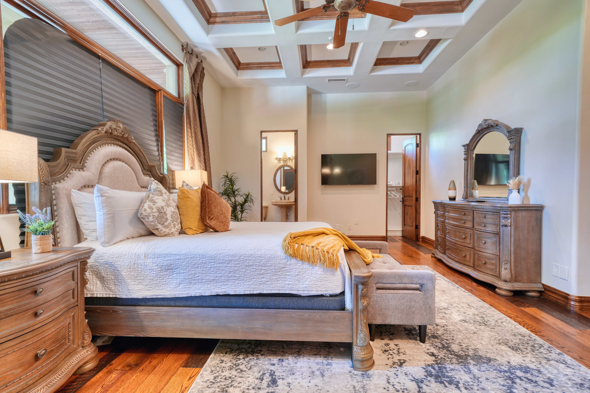 EPIC Sweetwater Estate | 5BR, Pool, Hot Tub & Casita — EPIC Sweetwater Estate | 5BR, Pool, Hot Tub & Casita, Scottsdale, Arizona — photo 26