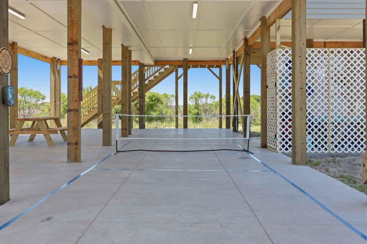Private singles pickleball court setup, a fun bonus for family games and group competition