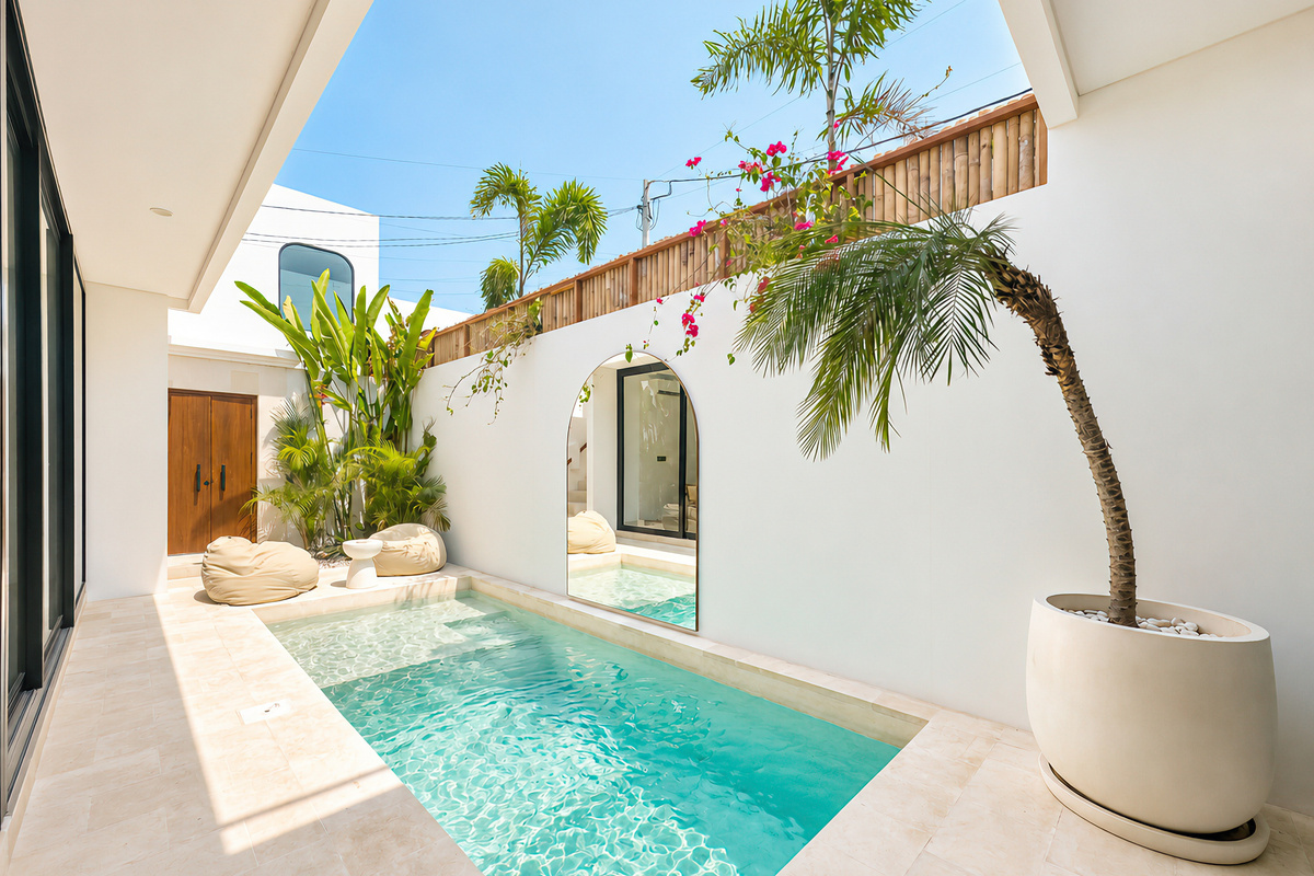 Pool area