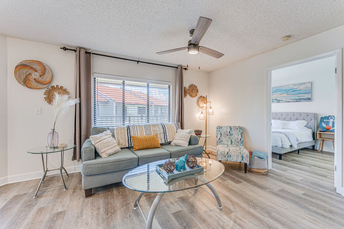 Bright and comfortable, the living room offers a relaxing space to unwind, watch your favorite shows, or spend quality time together after a day of exploring Tierra Verde.
