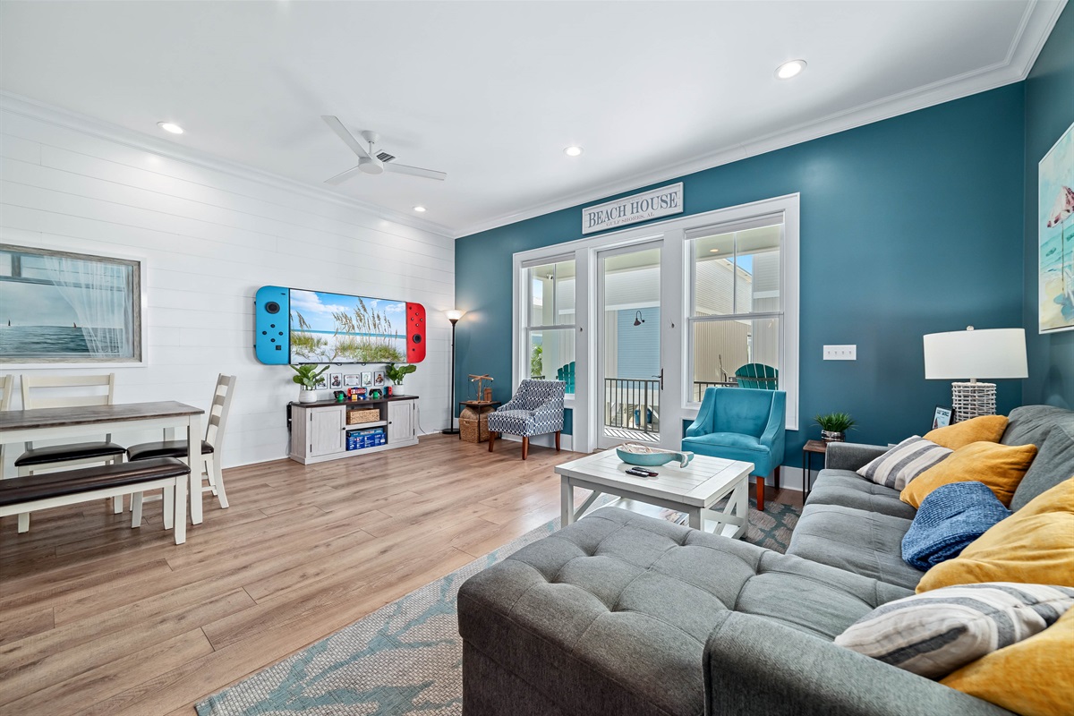 Living room has cable TV