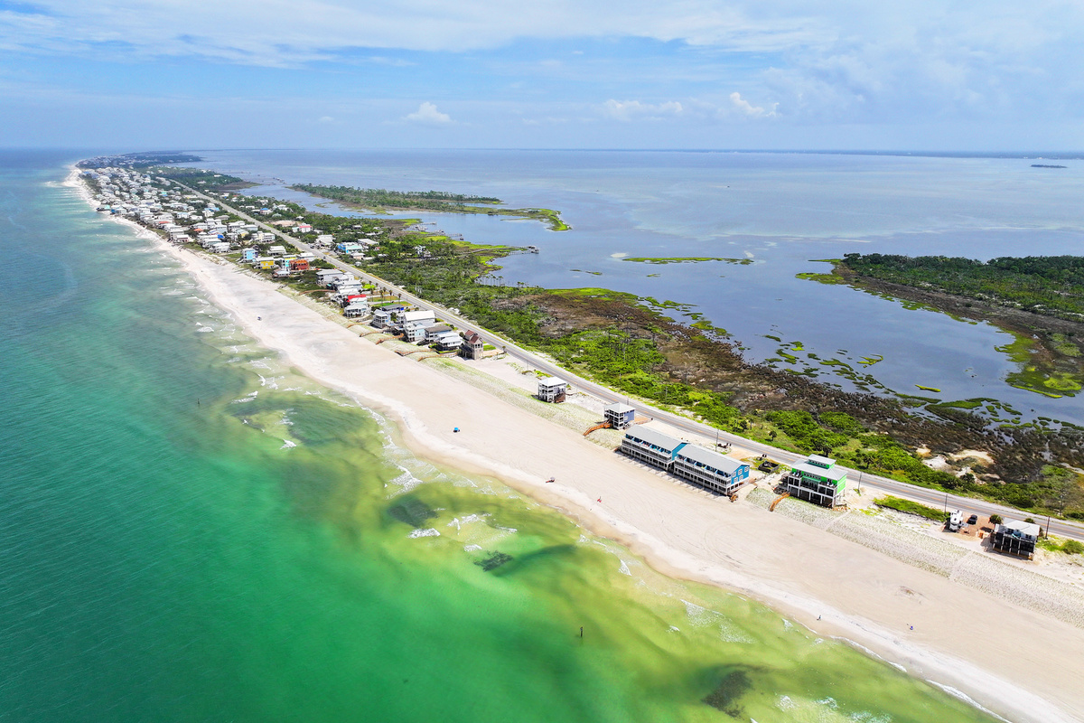 Views of both gulf and bay.