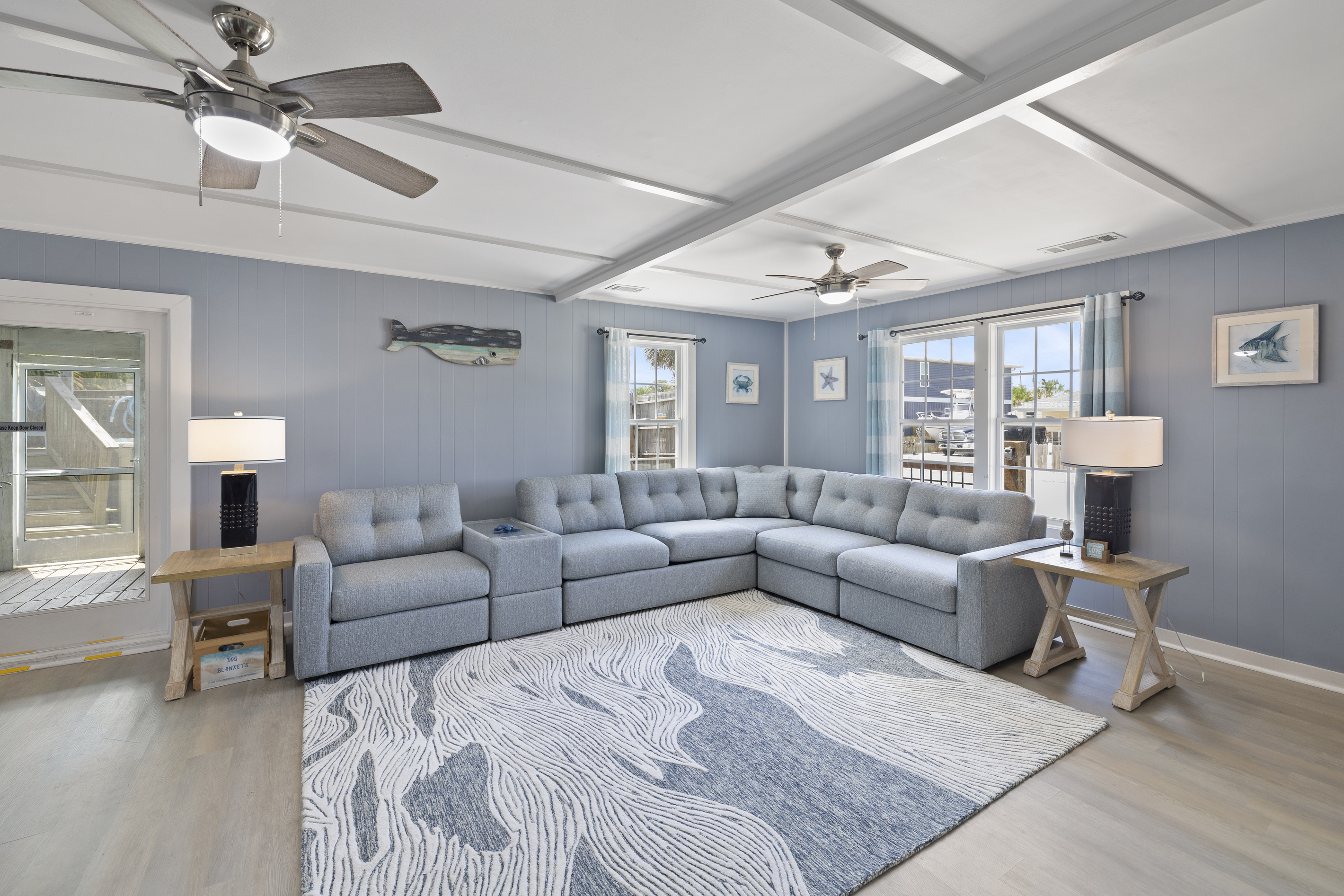Spacious Open-Concept Living Area with Sleeper Sofa