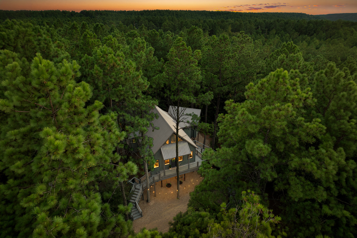 Tucked into the forest, yet close to everything that makes Hochatown such a popular escape.