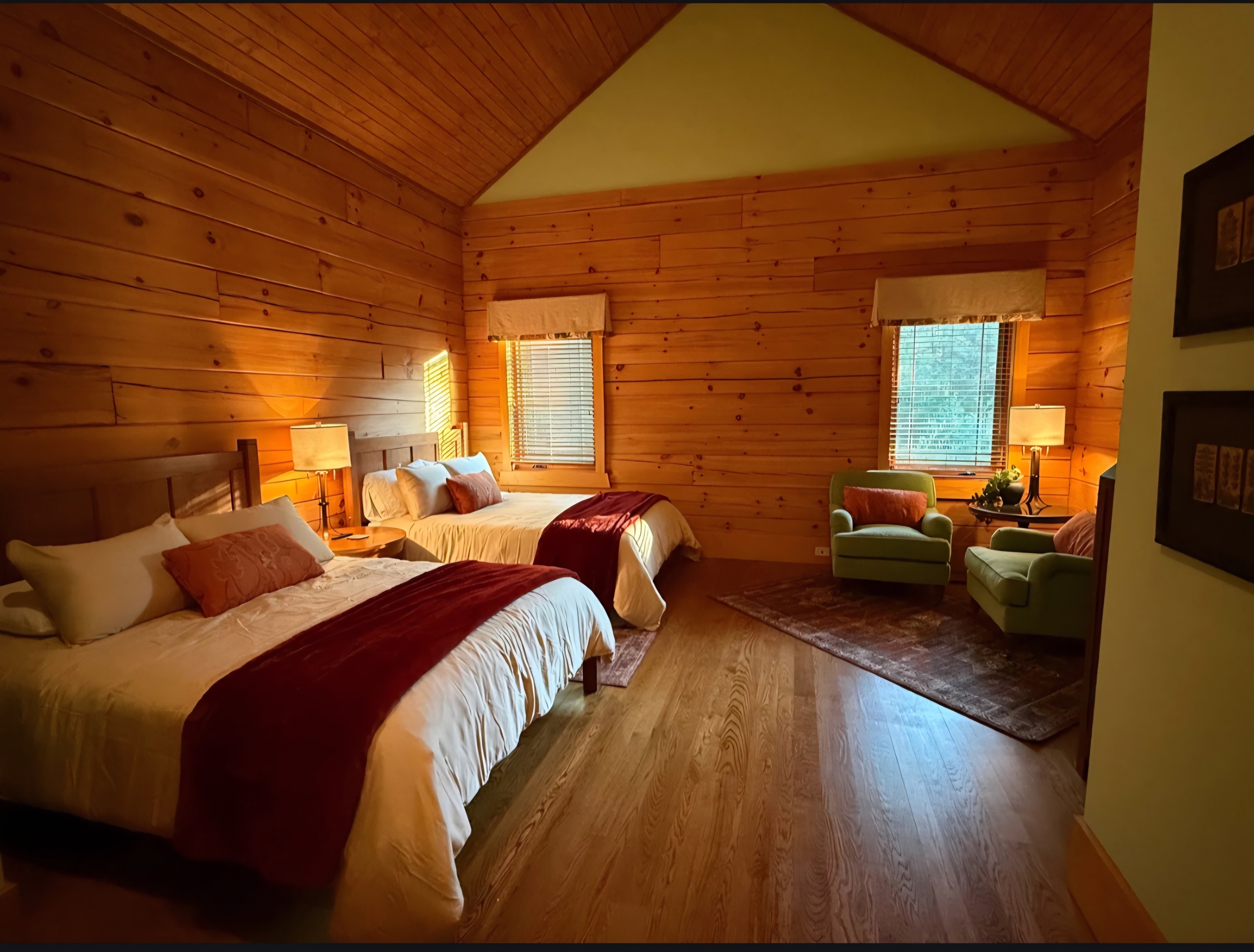 Second bedroom with 2 queen beds and a smart TV