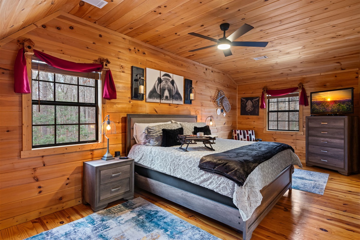 Bedroom 2: Located on the second floor and features a comfortable king-size bed, offering a spacious and restful retreat. Designed with relaxation in mind, this inviting room provides a peaceful setting for a good night’s sleep.