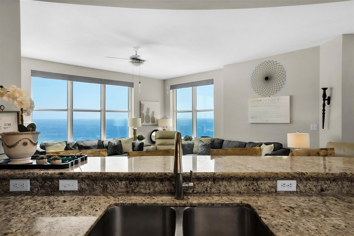 Gulf-Front Dining Kitchen