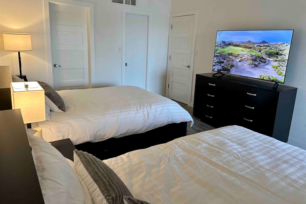 Quiet Desert Getaway with Lake View — Quiet Desert Getaway with Lake View, Phoenix, Arizona — photo 10