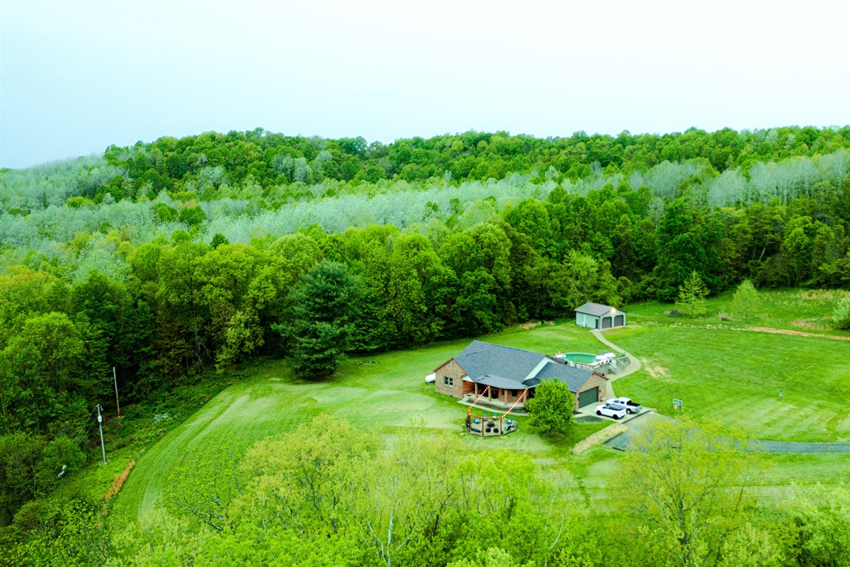 A forest hideaway at Rolling Ridge, designed for total escape and calm