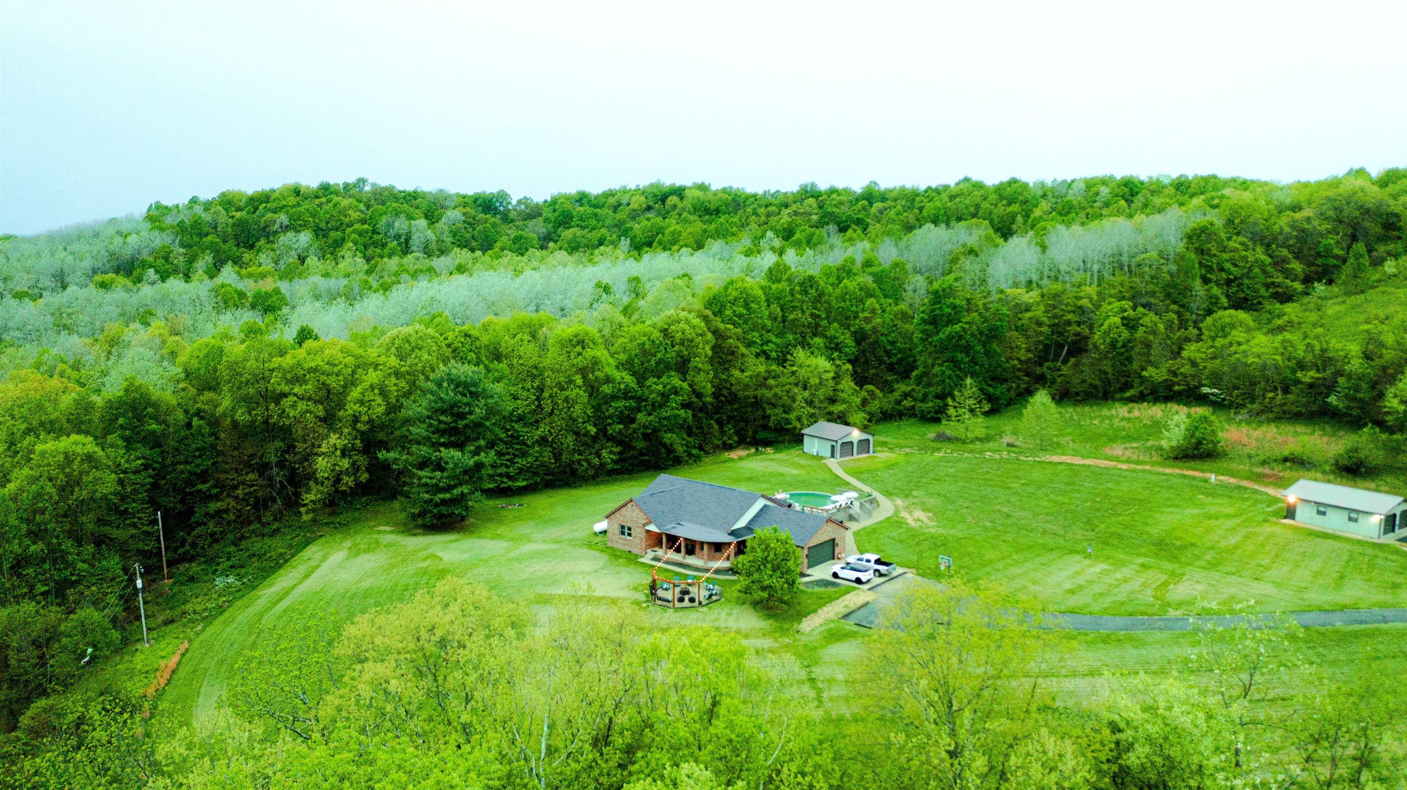A forest hideaway at Rolling Ridge, designed for total escape and calm