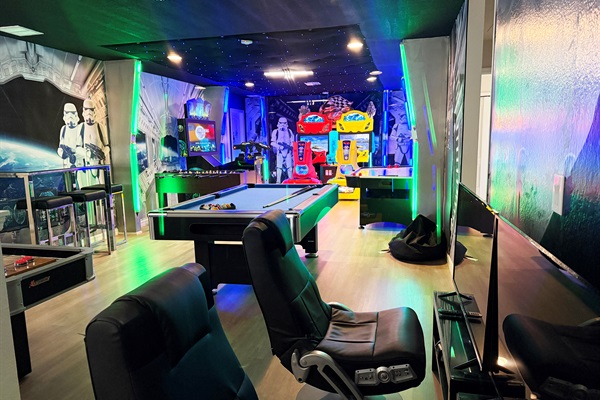Also Play Xbox And PS5 On 45" TVs