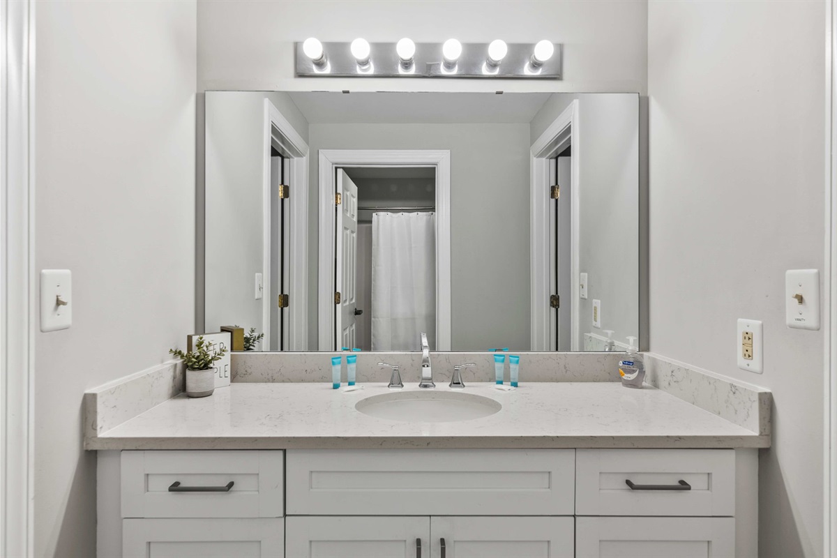 Bathroom 3: Jack n jill bath  | Morning Sunrise | 302 Oceanview | 1116 Ocean Blvd, Isle of Palms, SC | IOP Escapes