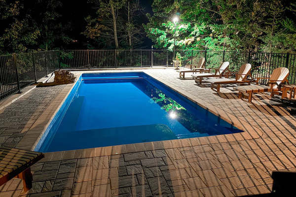Night swim in the private pool, Majestica Lodge
