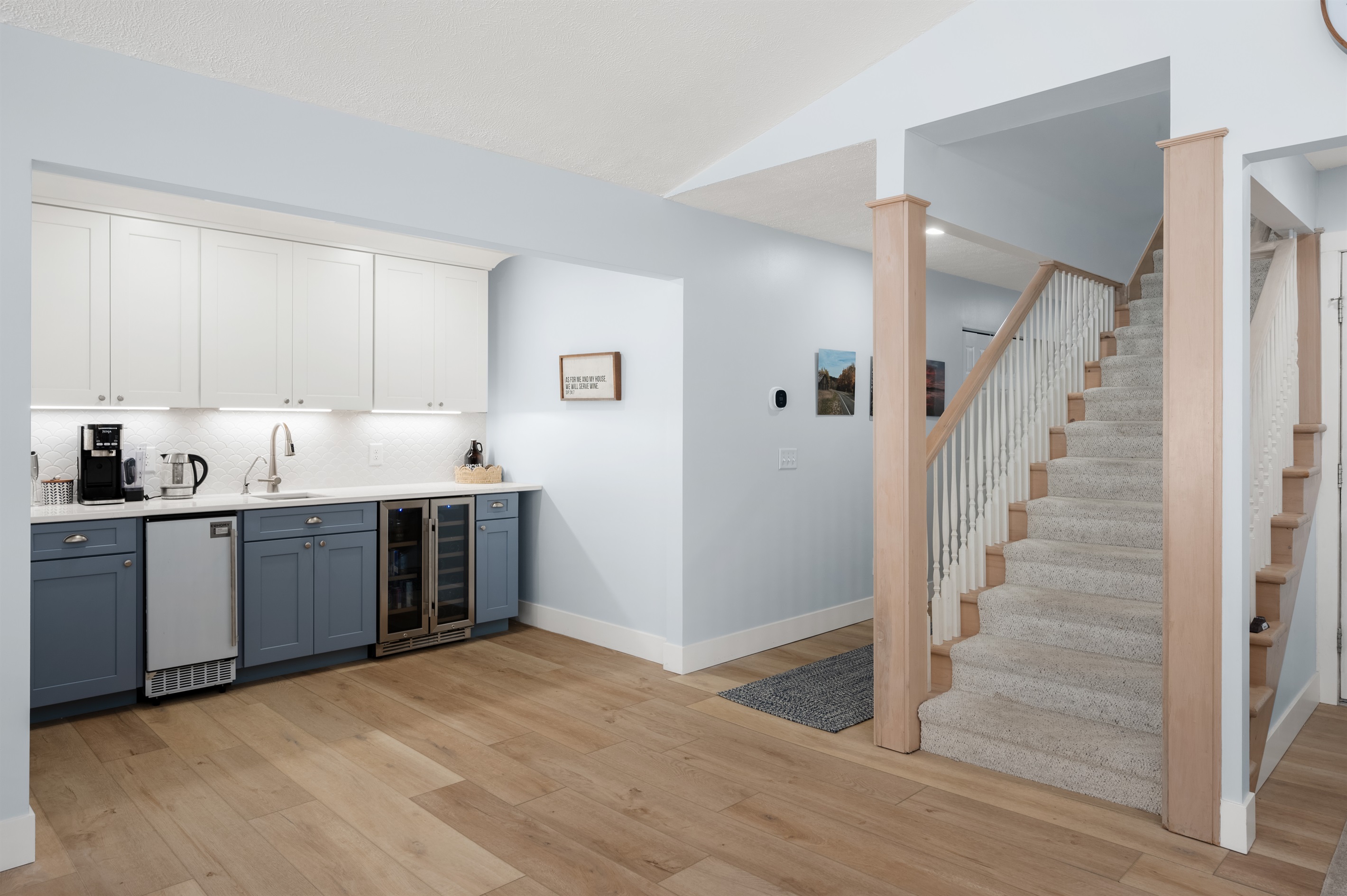 Coffee and bar area near kitchen