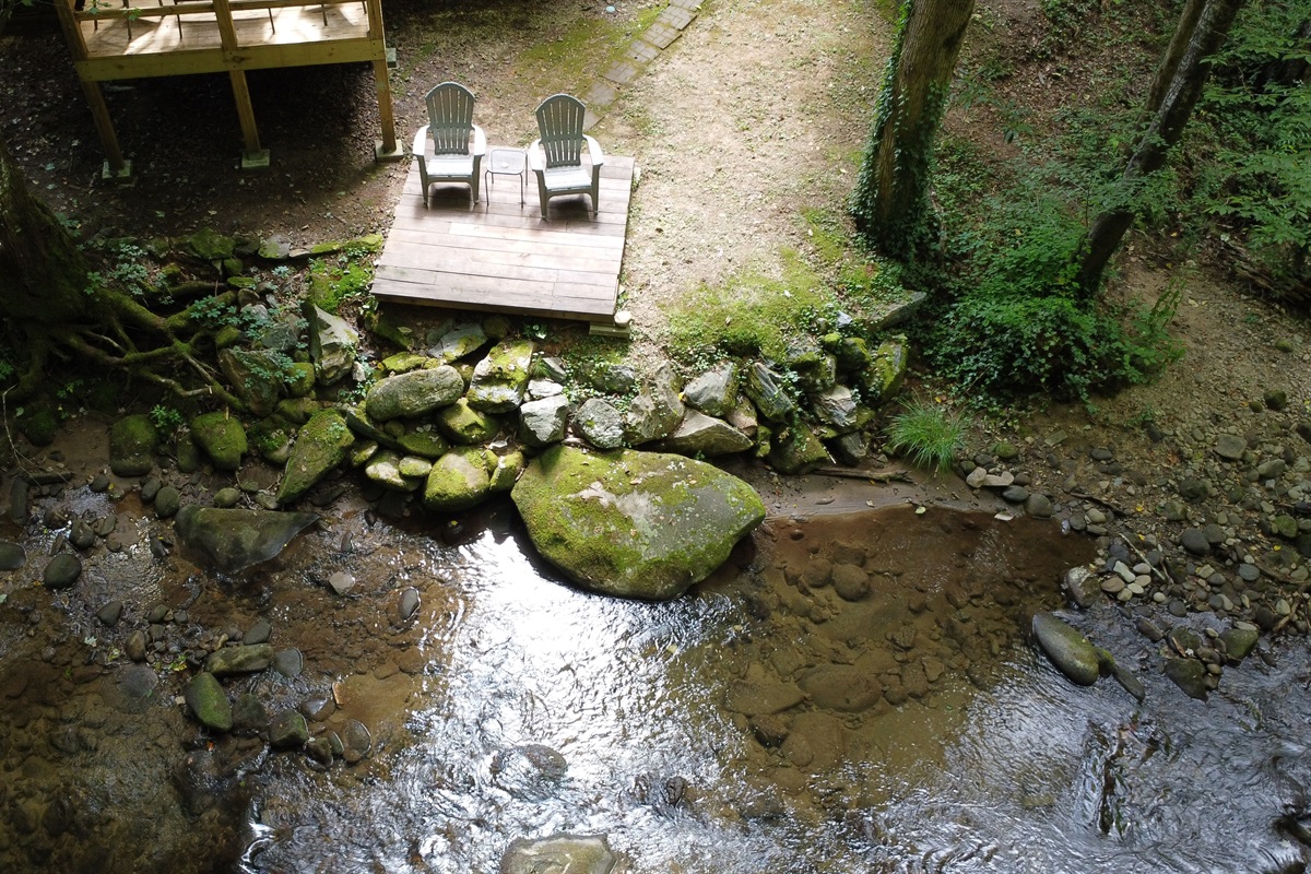 From deck to dock, every corner invites you to relax by the water.