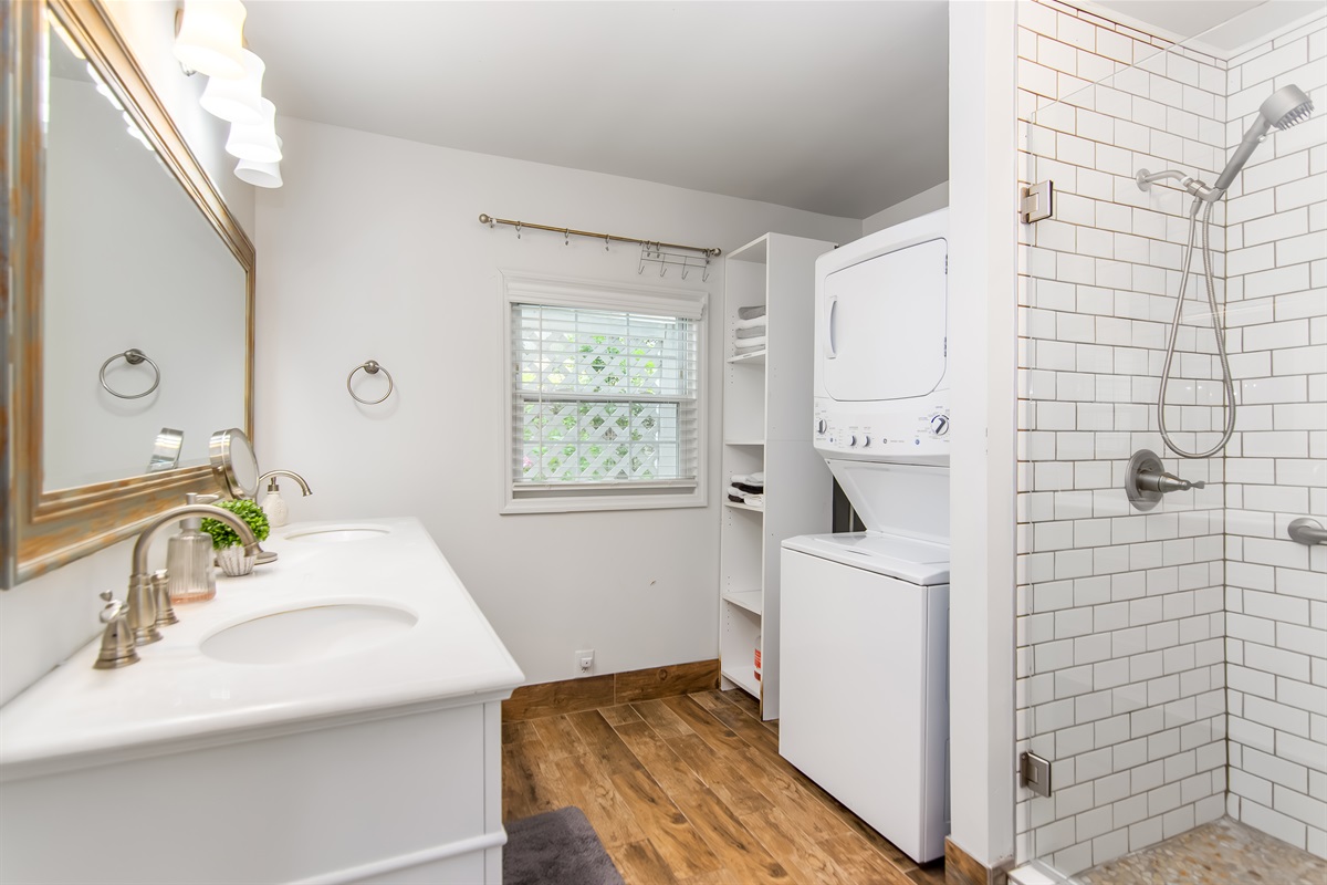 Main House Bathroom