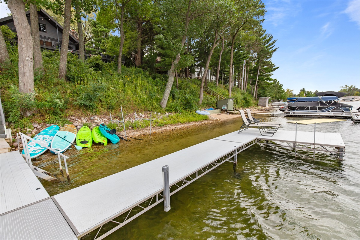 Ready to cast a line? Silver Lake offers great fishing right off the pier.
