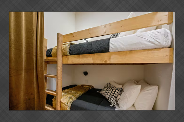 Built-in bunk beds 