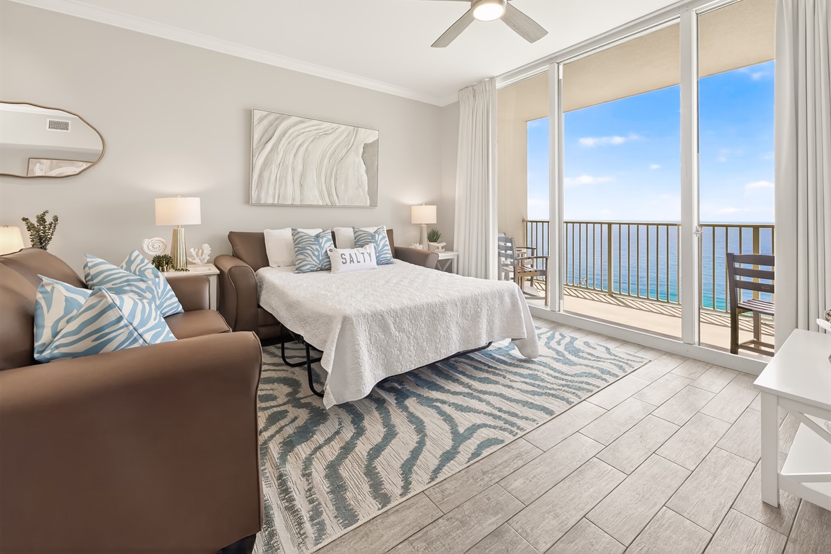 Pull out queen sofa bed with gulf views