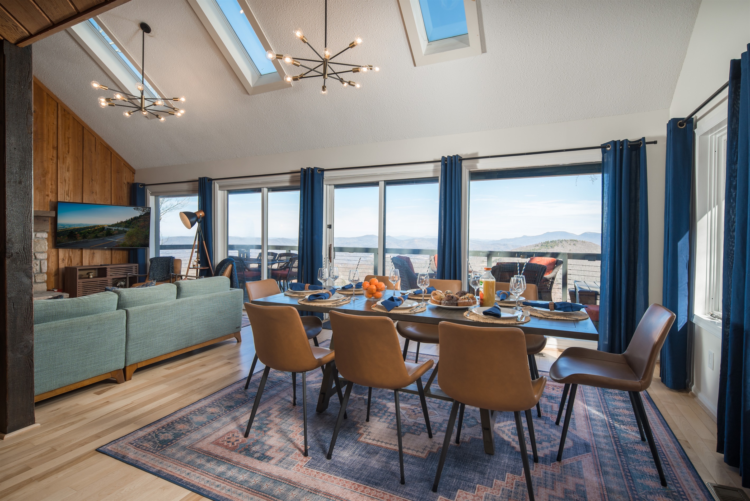 Enjoy entertainment and meals with a view, perfect for family and friend gatherings.