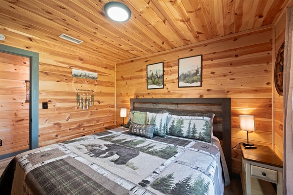 Bedroom 1 - King Bed
