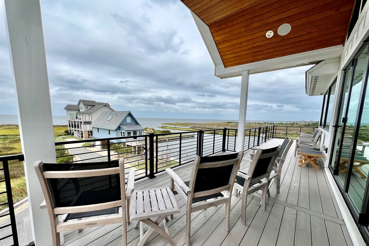 Gorgeous North view from top floor balcony.