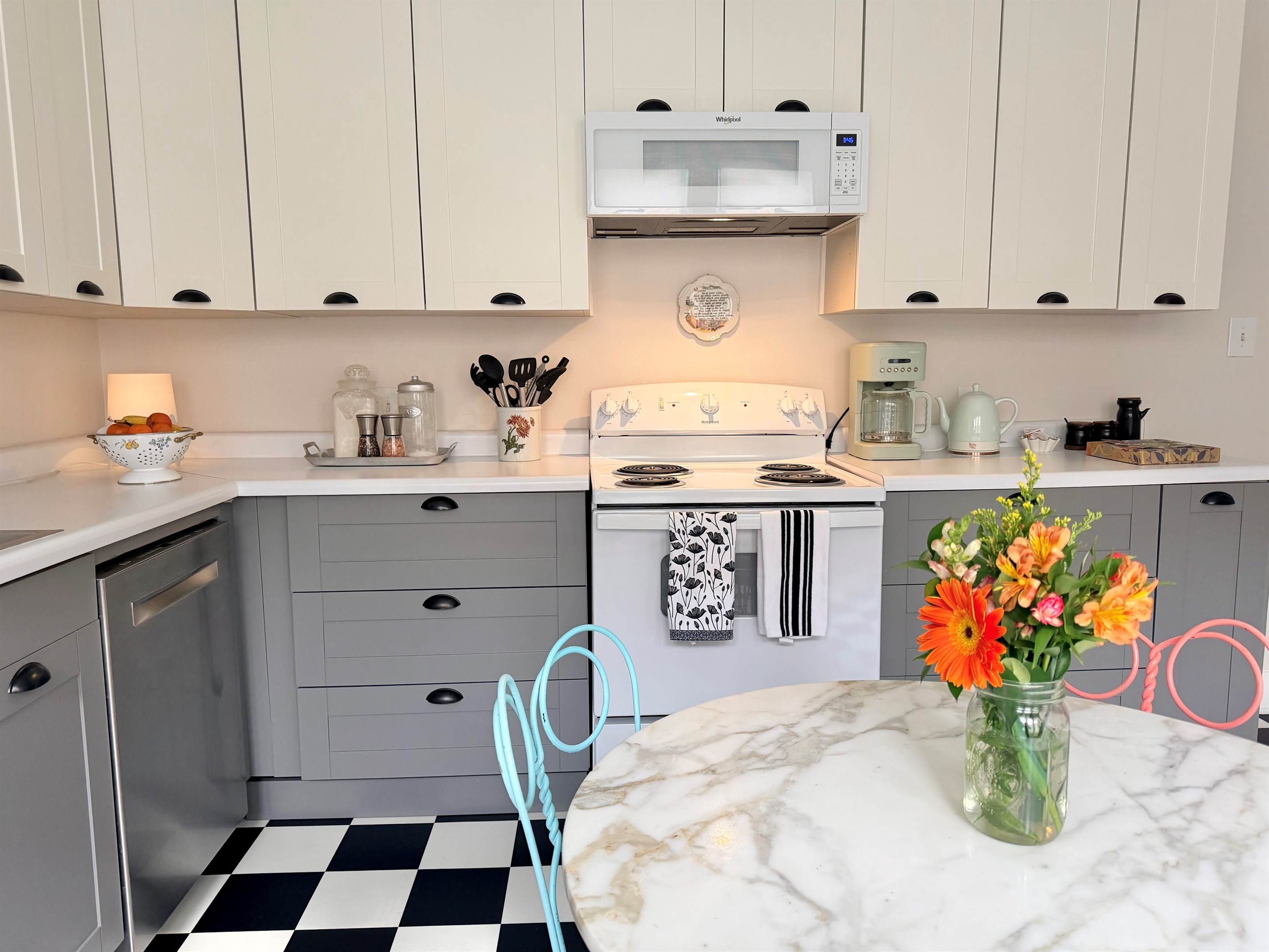 We take our mornings seriously at The Urban Chalet .. tea kettle, french press, drip brew, grinder & toaster - Amelia's Bakery is just up the block, and their croissants are truly next level.  