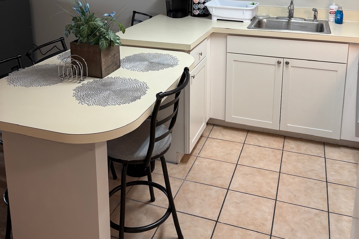 enjoy a meal at the eat in kitchen 