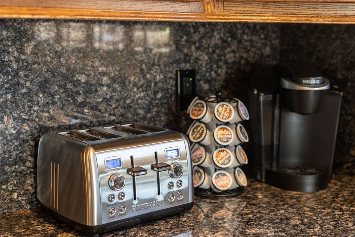 Start your morning right with a Keurig single-serve coffee maker, a 4-slice toaster, and a full K-Cup carousel at your fingertips.