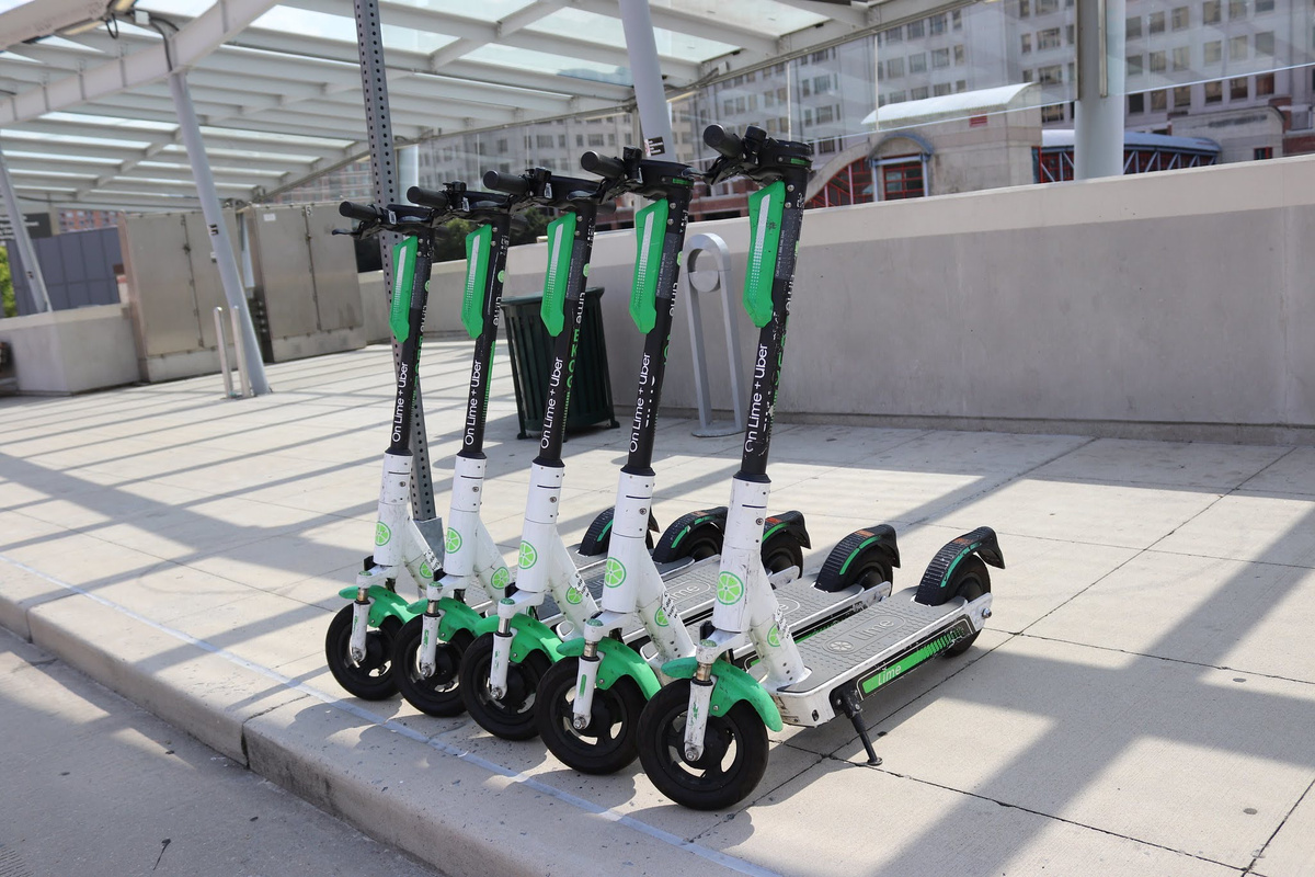 Electric scooters nearby make it easy to explore DC fast, fun, and on your schedule.